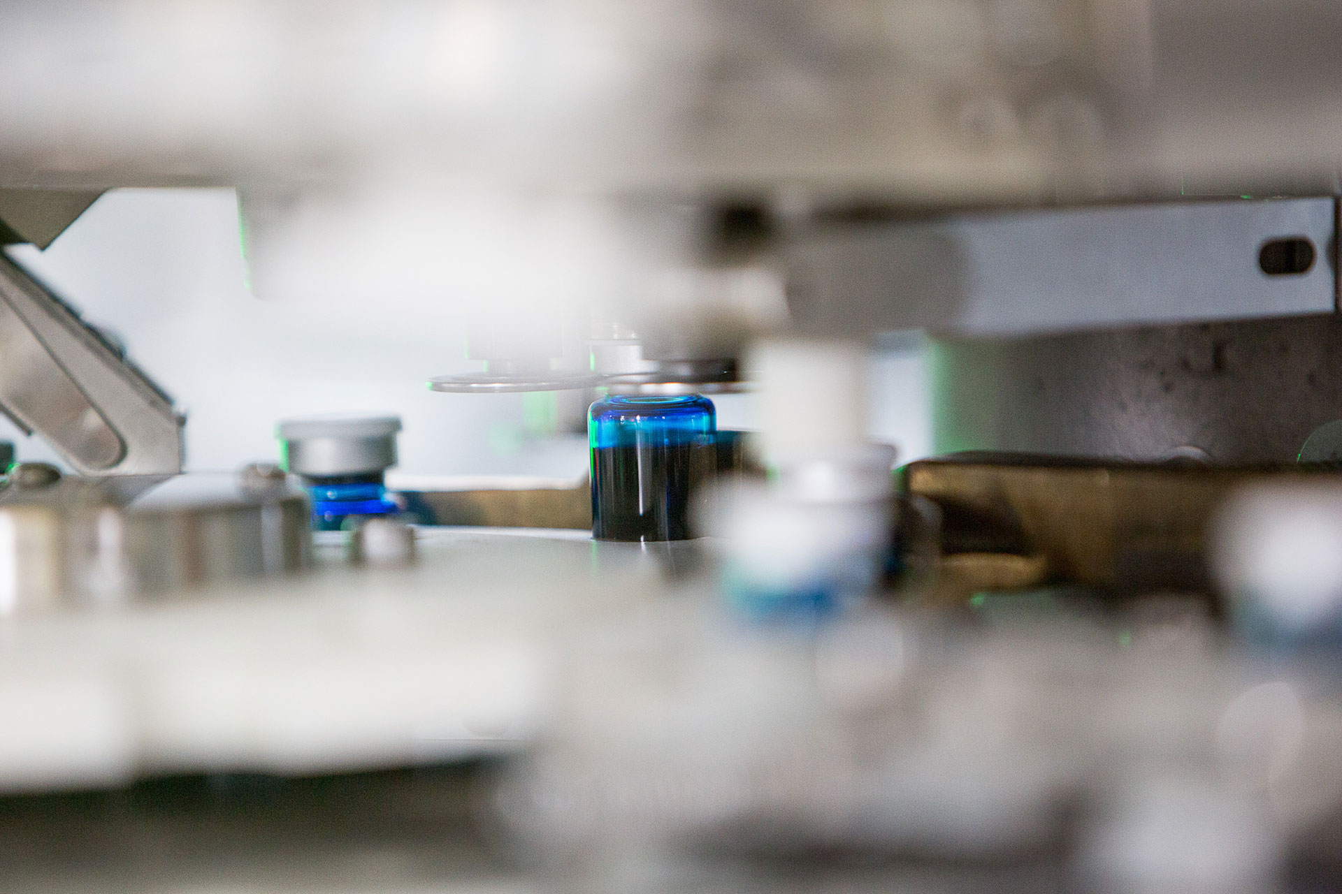 blue_filled_vials_ready_for_sterilization